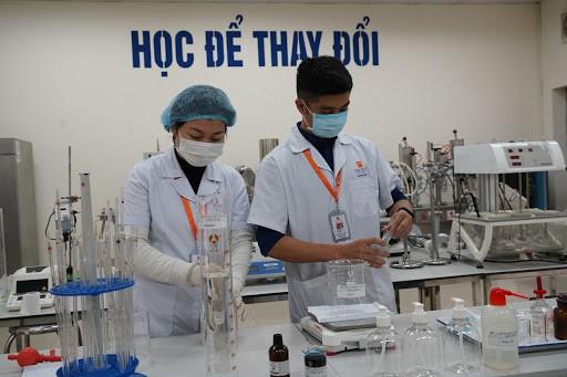 Bộ GD&ĐT hướng dẫn học sinh, sinh viên phòng chống dịch Covid-19 - 1