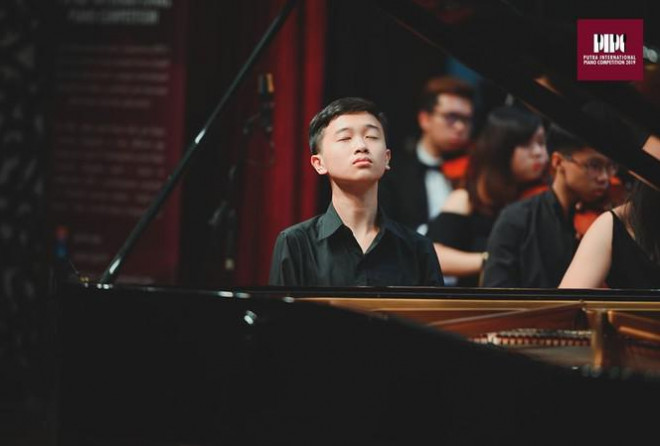 Chuyện về tài năng piano 14 tuổi - 1