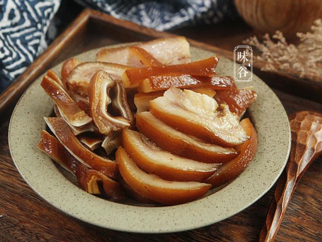 Ẩm thực - Tai heo làm theo cách này đảm bảo mâm cơm ngày mưa gió hết trong "1 nốt nhạc"