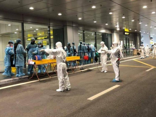 Tin tức trong ngày - Các chuyến bay từ vùng dịch Hàn Quốc hạ cánh tại Vân Đồn, Phù Cát, Cần Thơ