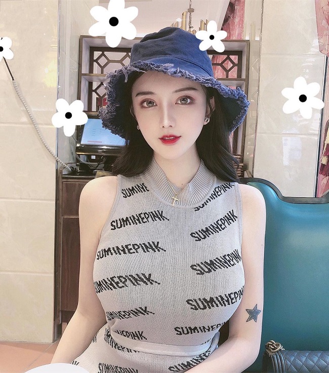 Chính vì thế, CEO 25 tuổi muốn thể hiện bản thân với tất cả mọi người rằng cô không phải &#34;bình hoa di động&#34;, mà là một người phụ nữ đẹp có trí tuệ.&nbsp;