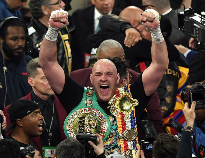 Đai vô địch hạng nặng thế giới WBC đã về tay Tyson Furry