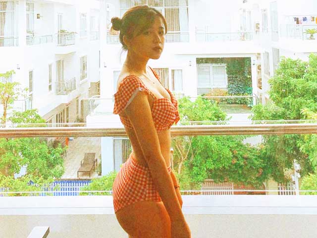 Hot girl Khánh Ly: "18 tuổi đủ lớn để quyết định bản thân được và nên mặc gì"