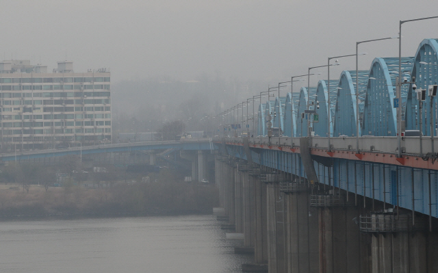 Cầu Dongjak ở Seoul, nơi quan chức Hàn Quốc tự tử.
