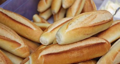 Việc lạm dụng bánh mì có thể đem lại cho bạn những rủi ro về sức khỏe không đáng có. Ảnh minh họa
