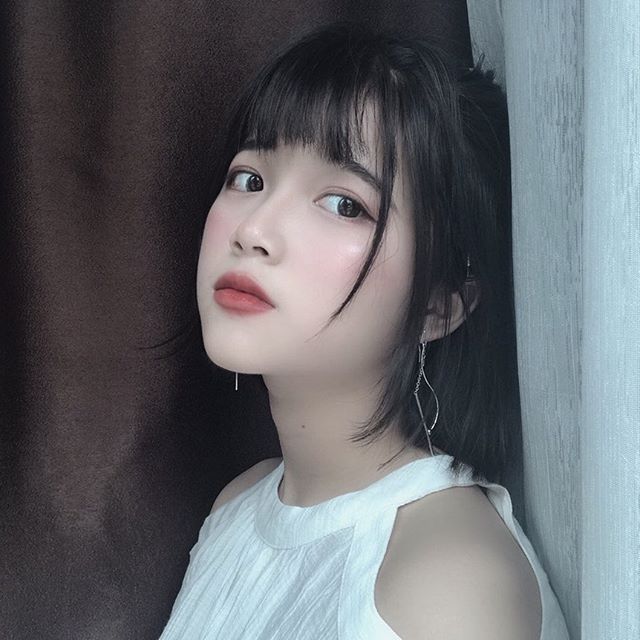 Nữ sinh ĐH Hà Nội gây sốt mạng Trung Quốc phản pháo chuyện 18 tuổi mặc "chín ép" - 3