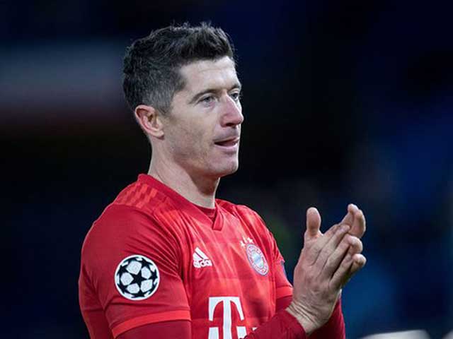 Lewandowski gặp hạn, ngồi ngoài 1 tháng: Ronaldo sáng cửa đua Giày Vàng - 1