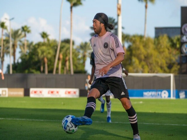 Bóng đá - Thông tin sốc về thương vụ TP.HCM hỏi mua Lee Nguyễn