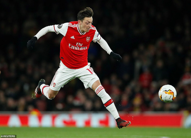 Arsenal bị loại sốc ở Europa League: Đòn đau phút cuối, Emirates chết lặng - 2