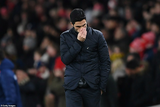 Arsenal bị loại sốc ở Europa League: Đòn đau phút cuối, Emirates chết lặng - 9