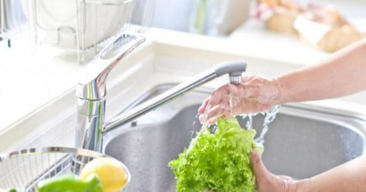 Ẩm thực - Cách loại bỏ giun sán trong rau sống nhanh chóng