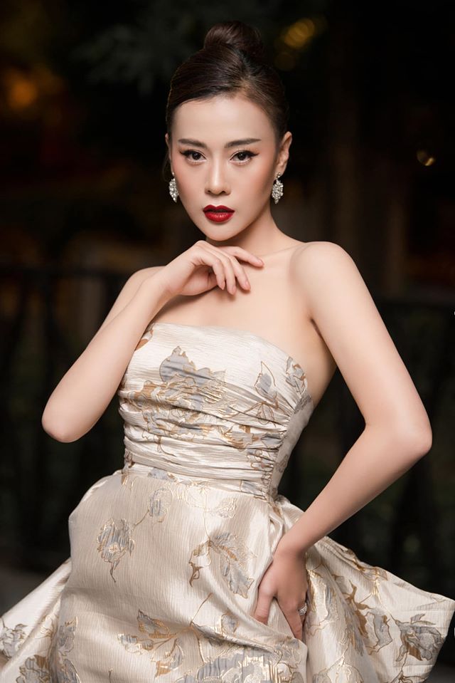 Chia tay đại gia, "Quỳnh búp bê" công khai bạn trai mới - 2