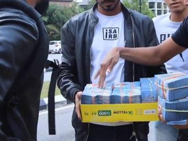 Kinh doanh - "Ôm" 55 triệu phát không cho mọi người, nam thanh niên nhận cái kết bất ngờ