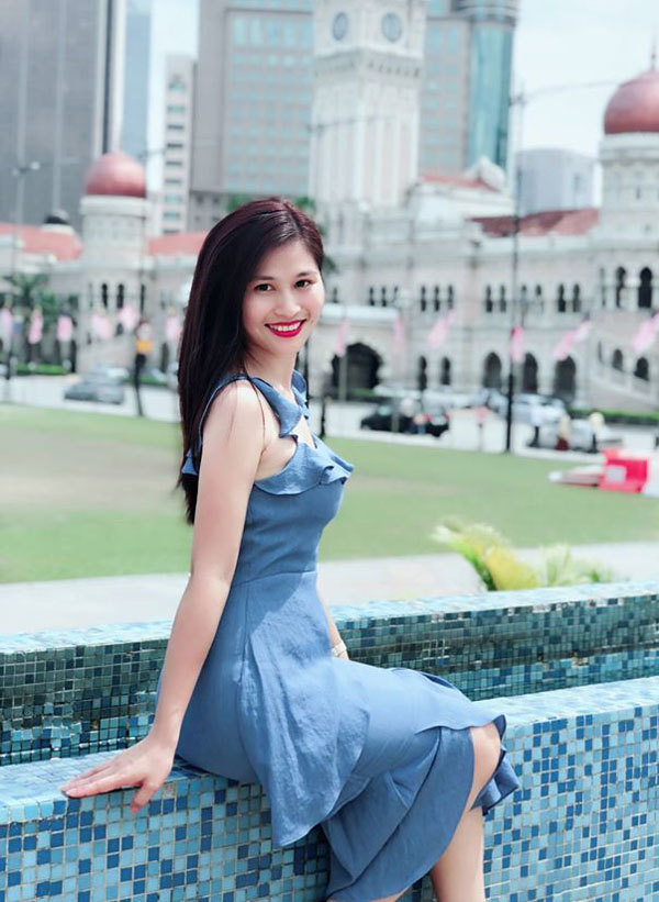 Phong cách thời trang đời thường của BTV Minh Trang - 7