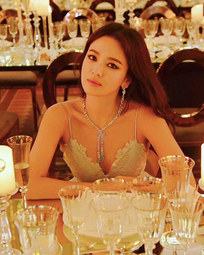 Ước tính riêng Song Hye Kyo sở hữu khối tài sản trị giá 20 triệu USD.