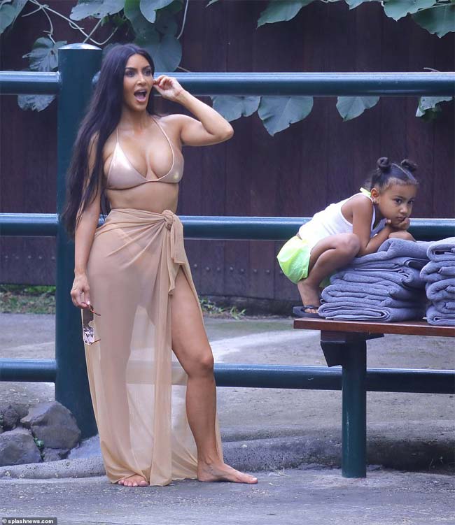 Hậu trường chụp ảnh thời trang của Kim Kardashian - 9