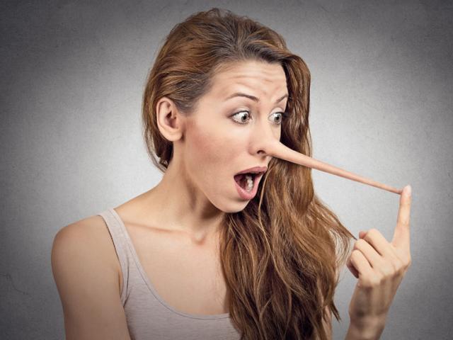 Bạn trẻ - Cuộc sống - 9 dấu hiệu cơ thể giúp bạn chỉ mất vài giây để phát hiện người ấy nói dối