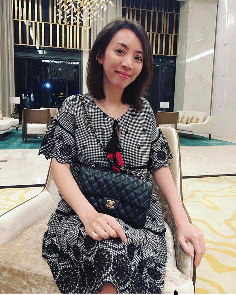 Bóc mác hàng hiệu đồ sộ của "hoa hậu hài" Thu Trang - 2