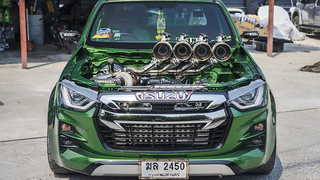 Xe bán tải Isuzu D-Max độ động cơ khủng của dân chơi Thái Lan - 2