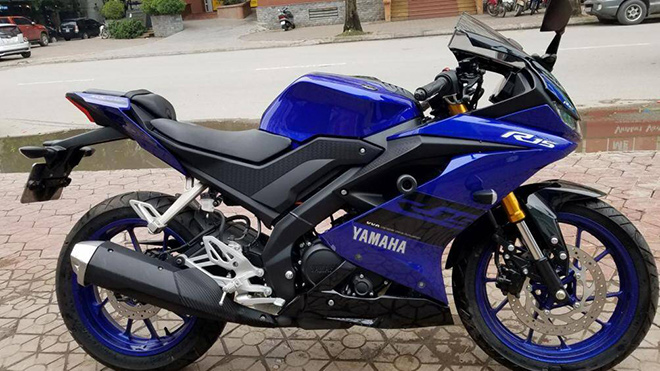 Yamaha R15 V3