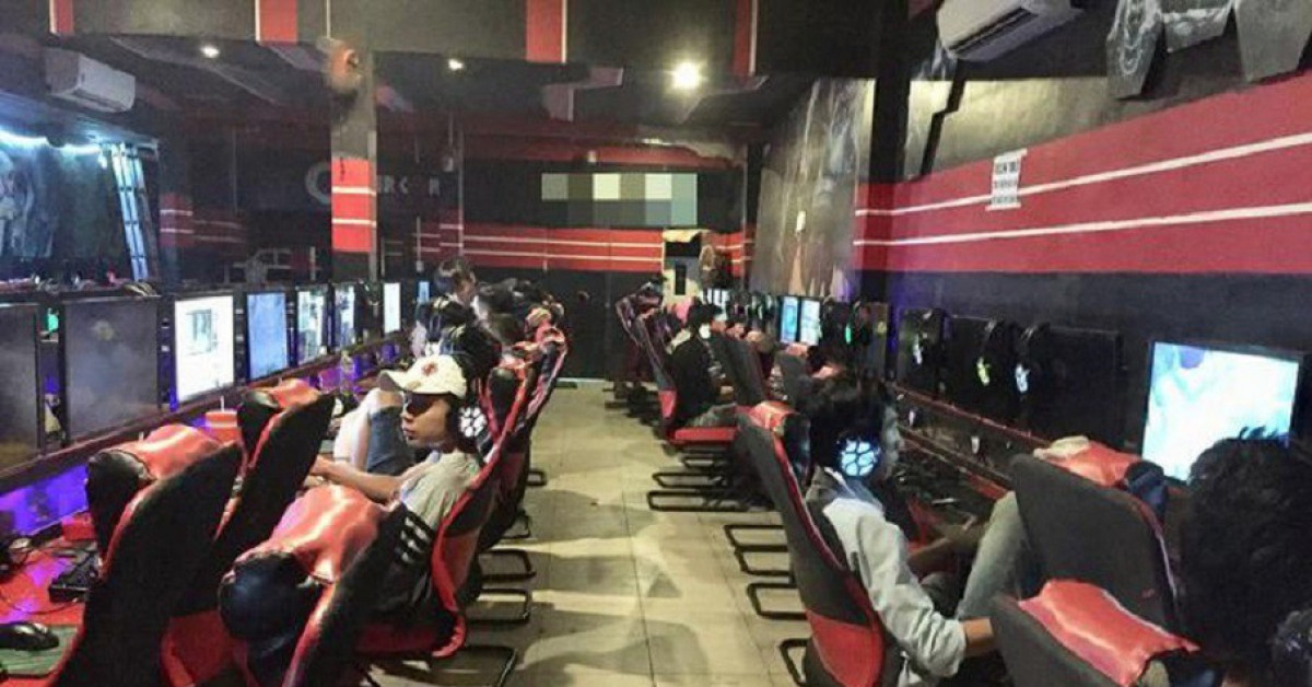 Pháp luật - Chủ quán net cho khách xem phim đồi trụy bị phạt tới 10 triệu