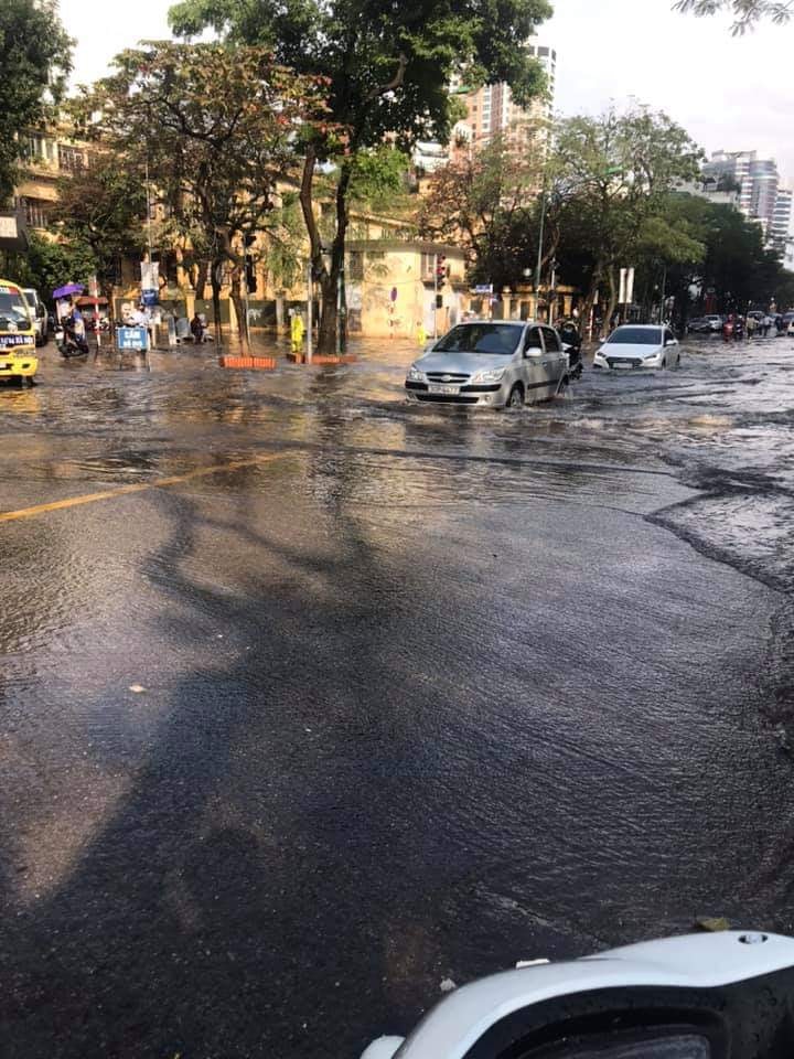 Ngã tư Lý Thường Kiệt giao Phan Bội Châu