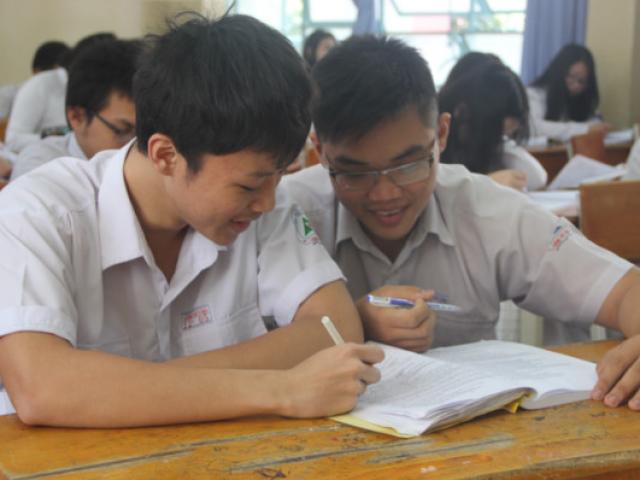 Nghỉ học phòng dịch Covid-19, Sở GD-ĐT Nam Định tổ chức cho học sinh lớp 9 ôn trên truyền hình