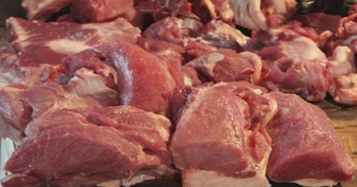 Thị trường - Tiêu dùng - Doanh nghiệp nói không tăng, sao giá lợn hơi trên thị trường vẫn lên vùn vụt?