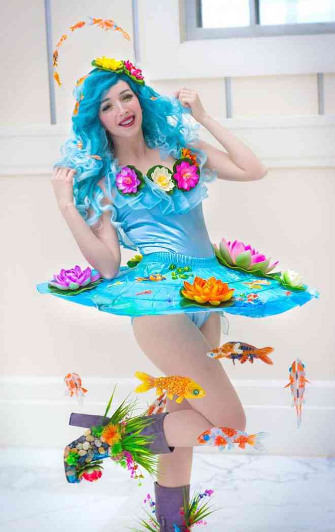 Các bóng hồng mặt xinh dáng đẹp trong lễ hội cosplay đình đám thế giới - 9