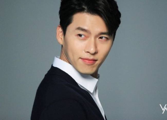 Hồi năm 2014, &nbsp;HB Family Holdings - công ty do gia đình Hyun Bin quản lý xây dựng một tòa nhà 10 tỷ Won tại Cheongdam- dong một khu phố giàu có ở quận Gangnam, Seoul.