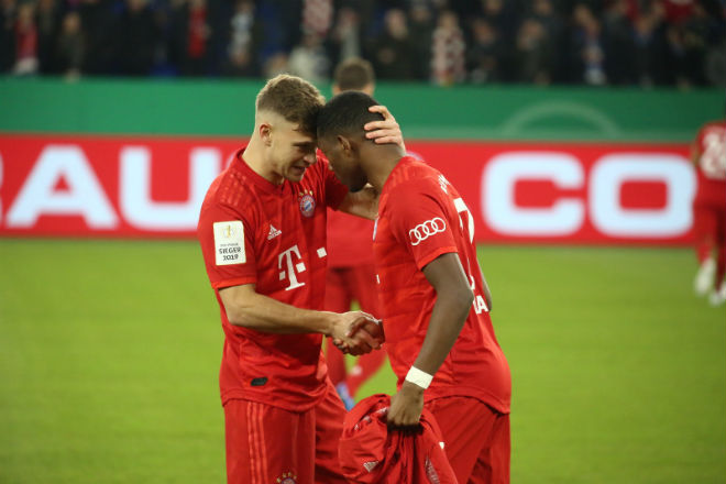 Video highlight trận Schalke - Bayern Munich: Sức ép khủng khiếp, người hùng bất ngờ - 1