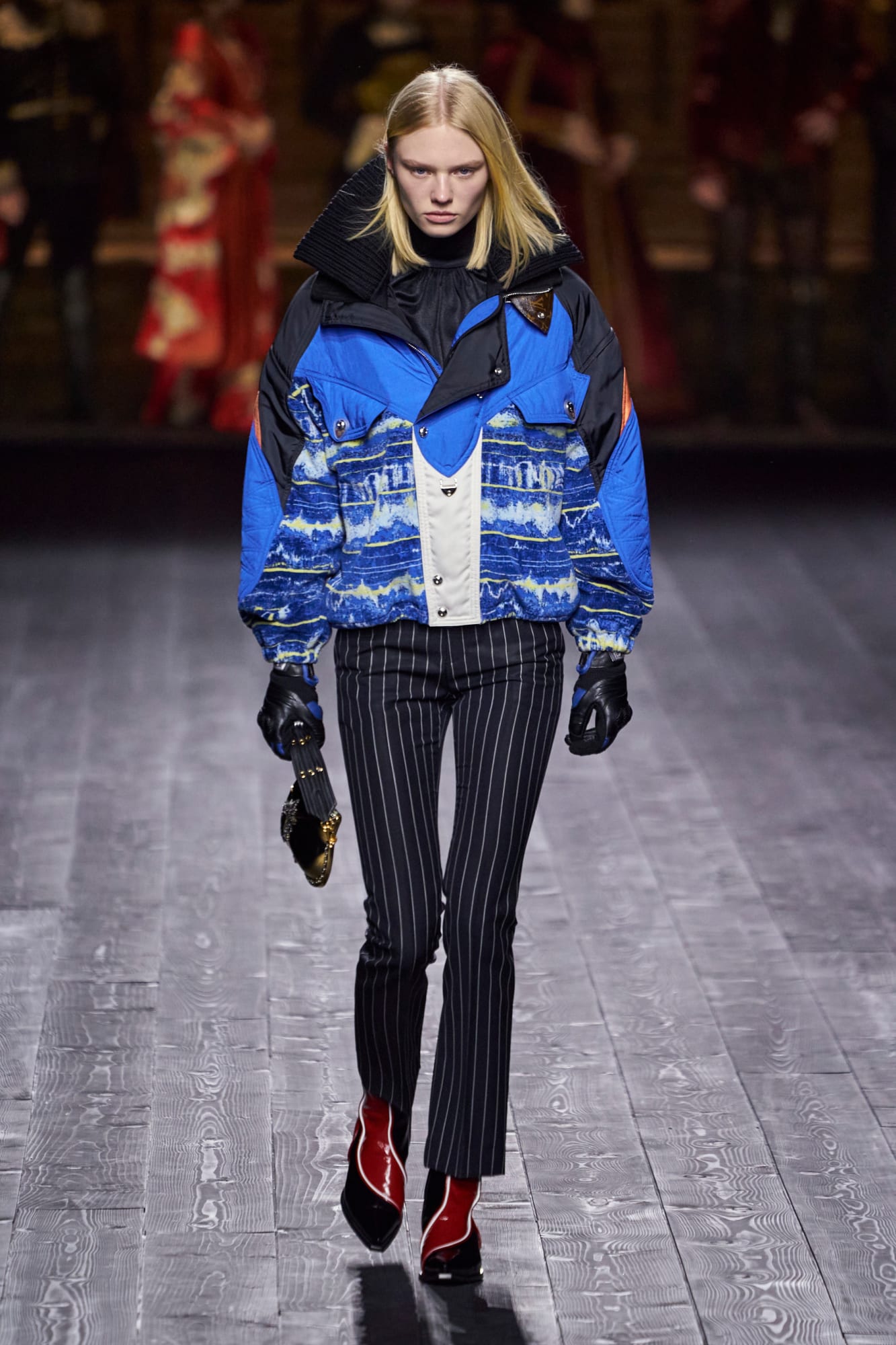 Louis Vuitton có những chiếc áo jacket, parka đáng mơ ước nhất - 7