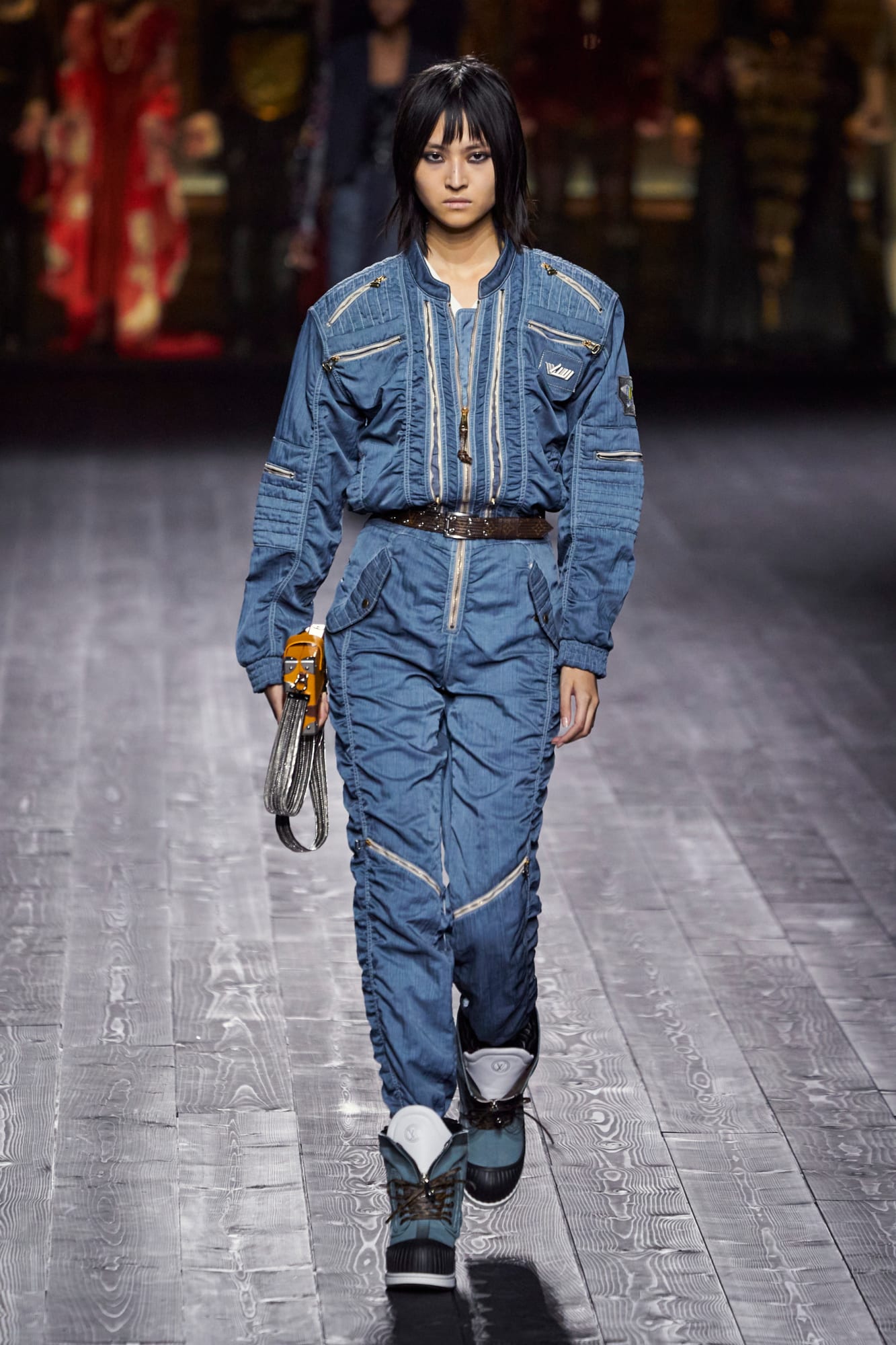 Louis Vuitton có những chiếc áo jacket, parka đáng mơ ước nhất - 15