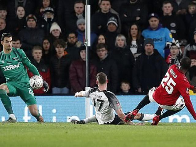 Bóng đá - Trực tiếp bóng đá Derby County - MU: Rooney hụt siêu phẩm phút bù giờ (Hết giờ)