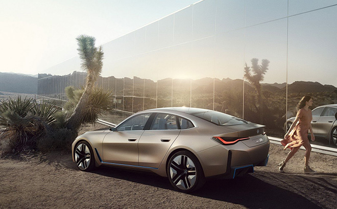 BMW Concept i4 lộ diện hoàn toàn, lưới tản nhiệt xấu không chê được - 4