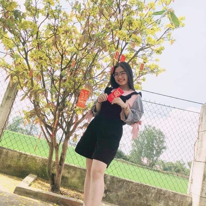 Cùng 17 tuổi, Phương Mỹ Chi khoe eo thon hút mắt, Thiện Nhân lại mặc thế này! - 10