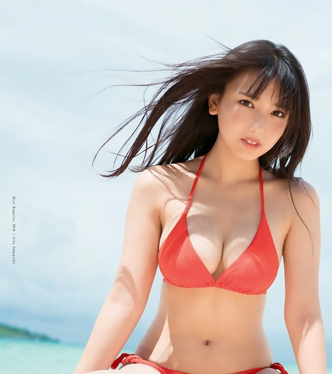 Người mẫu Nhật Bản mới 17 tuổi đã được khen gợi cảm - 1