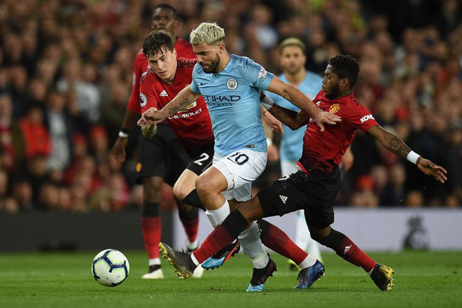 Ân oán giữa MU và Man City đã tồn tại từ rất lâu