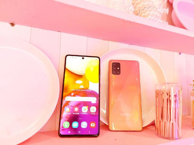 Thời trang Hi-tech - Gợi ý mua smartphone đẹp - sang tặng chị em ngày 8/3