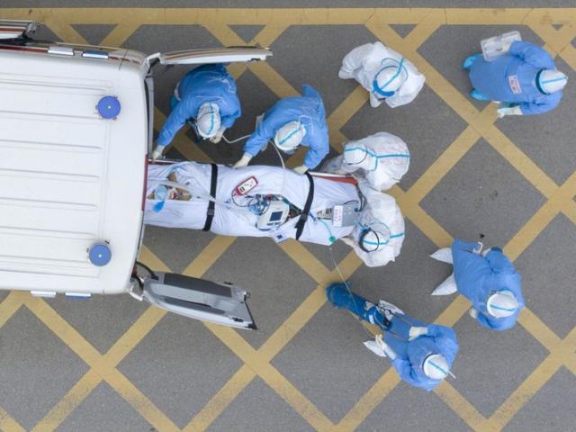 Thế giới - Covid-19 Trung Quốc: Số ca nhiễm mới lần đầu xuống dưới 100