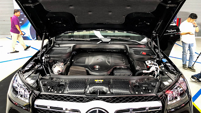 Mercedes-Benz Việt Nam giới thiệu SUV full-size GLS, giá gần 5 tỷ đồng - 10