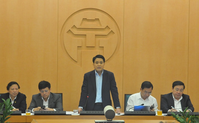 Chủ tịch UBND TP Nguyễn Đức Chung phát biểu tại buổi họp ngày 8/3. (Ảnh: C.T)