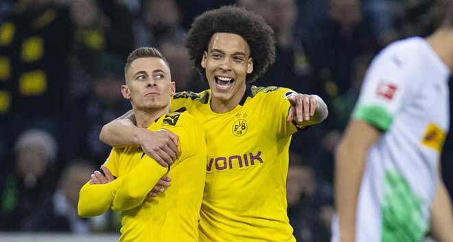 Video highlight trận Monchengladbach - Dortmund: Đột biến em trai Hazard - 1