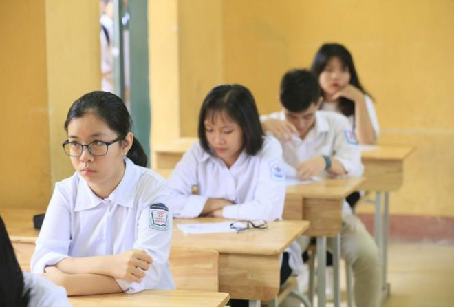 Học sinh dự thi tuyển lớp 10 năm 2019-2020 của Hà Nội. Ảnh: Như Ý