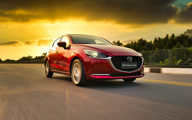 Giá lăn bánh Mazda2 và Mazda2 Sport 2020, nhỉnh hơn đối thủ khác cùng phân khúc - 1