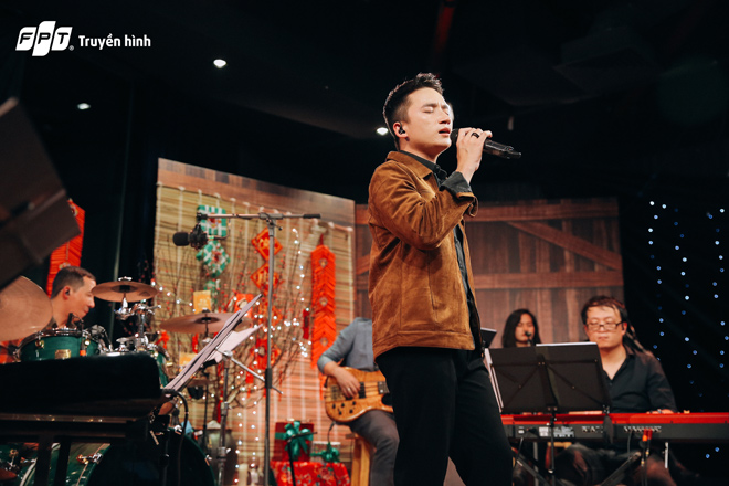 Music Home: “Lò luyện” khả năng hát live của “ngôi sao mạng” - 4