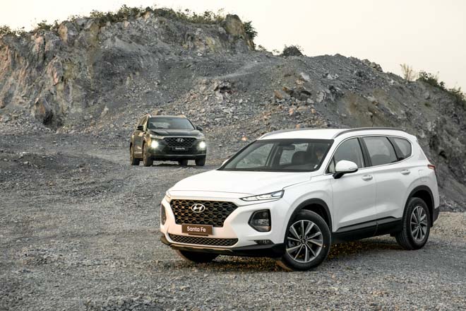 Hyundai Santa Fe giảm giá 30 triệu đồng tại một số đại lý - 9