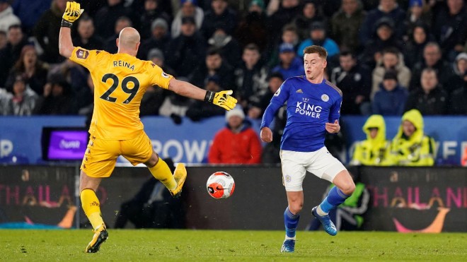 Video highlight trận Leicester City - Aston Villa: Sai lầm đáng trách, Vardy rực sáng - 1
