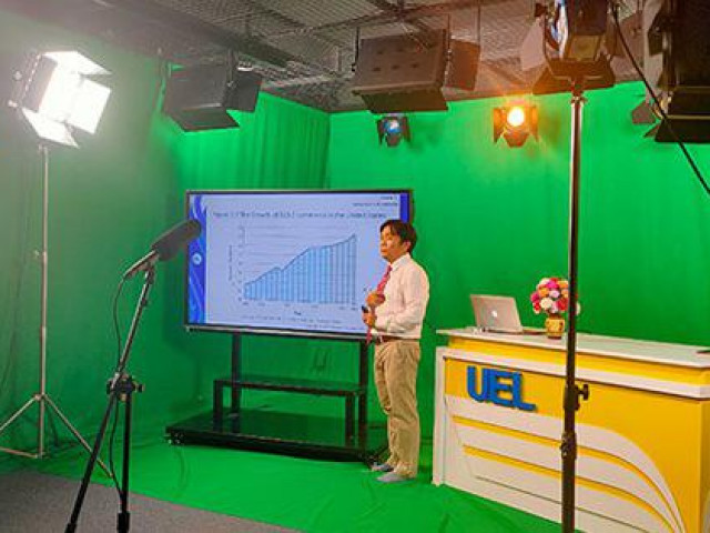 Giáo dục - du học - Dạy học online: Bậc ĐH vẫn chưa thích nghi