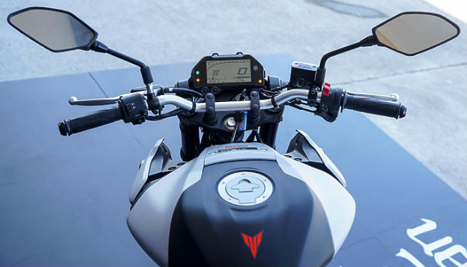Đánh giá toàn diện 2020 Yamaha MT-03, lựa chọn hàng đầu cho dân tập chơi - 9